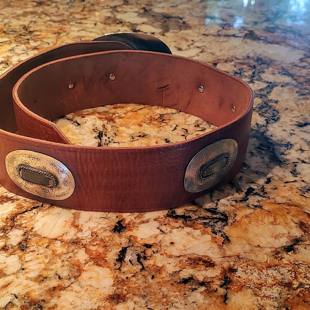 Chico's Brown Leather Belt with Silver-Tone Conchos - Picture 4 of 14